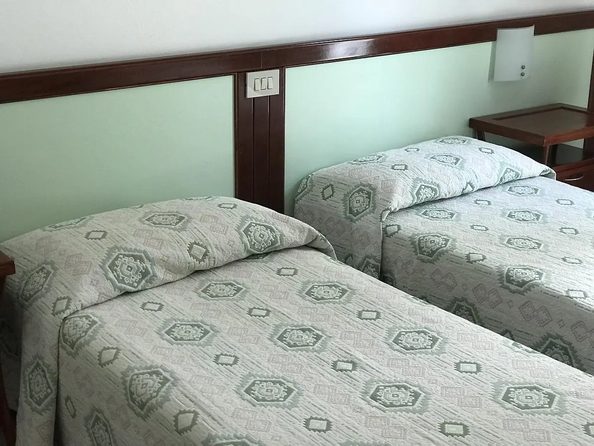 Hotel Oder Lido di Jesolo 2*,  Italy